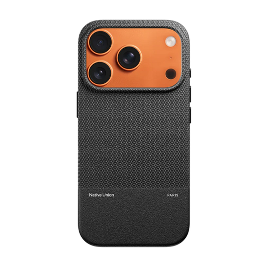 جراب Native Union (Re)Classic لجهاز iPhone 17 Pro - أسود