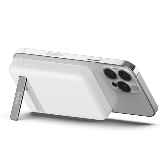 Belkin BoostCharge Magnetic Wireless Power Bank 5K + Stand - White