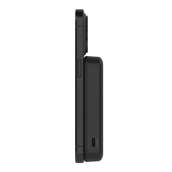 باور بنك Belkin BoostCharge Pro المغناطيسي بتقنية Qi2 بقدرة 15 واط وسعة 8,000 مللي أمبير - أسود