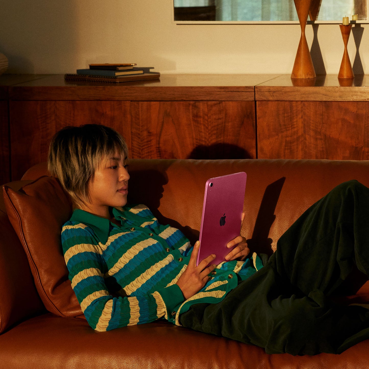 iPad_A16_WiFi_Yellow_PDP_Image_Position_6__en-AE