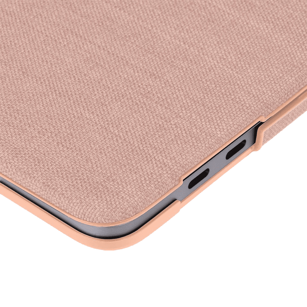 Incase Textured Hardshell in Woolenex for MacBook Pro 16” - Blush Pink