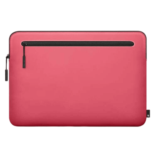 جراب Incase Compact المصنوع من النايلون المقاوم للعوامل الجوية لجهاز MacBook Pro 14 - أحمر